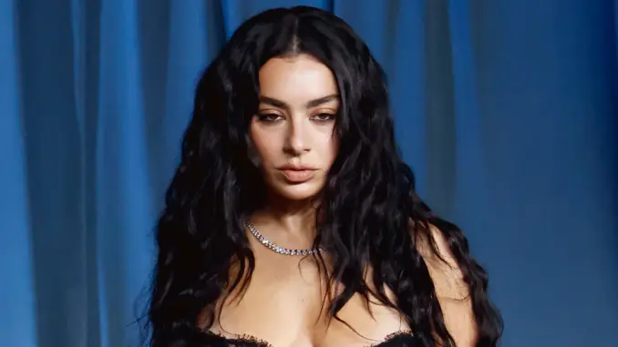 Charli XCX – Wall of Sound