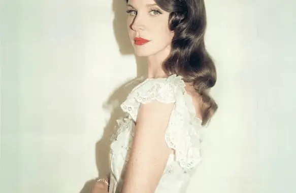 Lana Del Rey – Stove (Album)