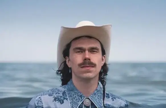 Boy Golden – Best of Our Possible Lives (Album)