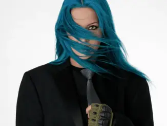 Charlotte Sands – Satellite (Album)