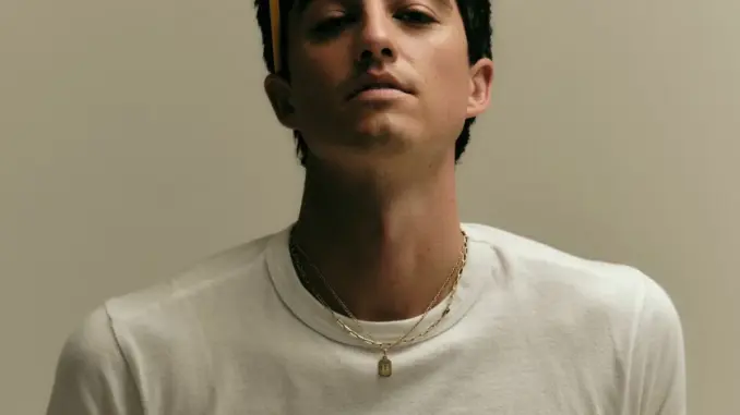 ELIJAH WOODS – DNA