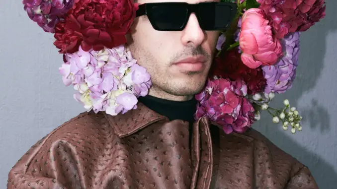 Jullian Gomes – Love Song 28 Ft. Bobby