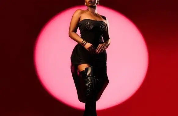 Tiana Major9 – November Scorpio (Album)