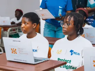 16 Boi – Digital Girls