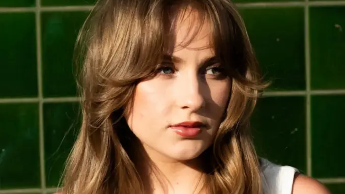 Ashley Kutcher – Out of Your League