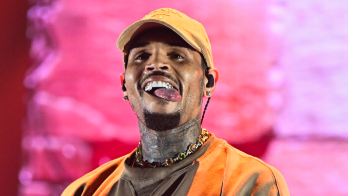 Chris Brown – Brown