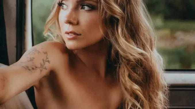 Danielle Bradbery Cowgirls Prayer