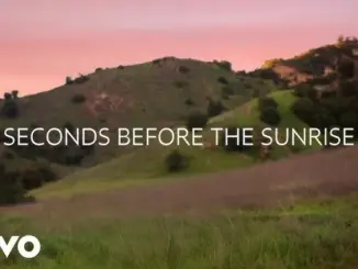 Dean Lewis – Seconds Before The Sunrise