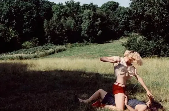 Modern Woman – Johnny’s Dreamworld (Album)